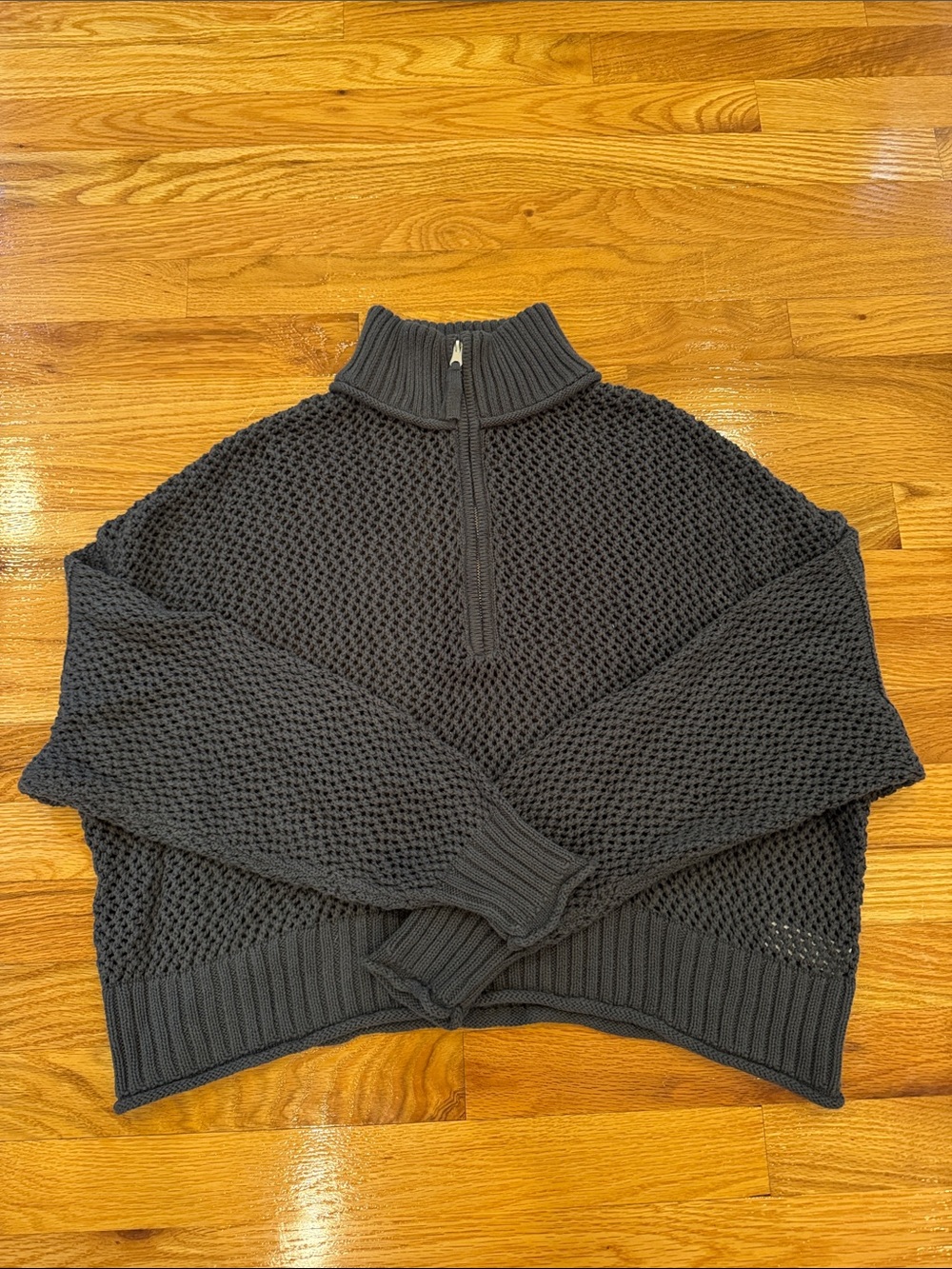 Like New Women’s Aerie Cozy Crochet Mock Neck Half Zip Sweater in Small